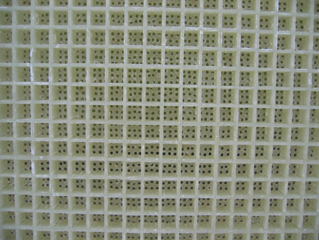䓸